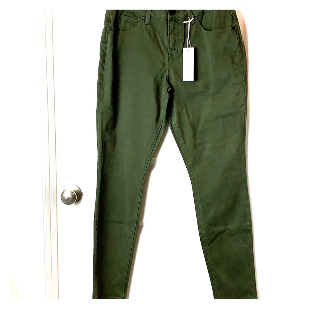 Mid rise army green skinny pant